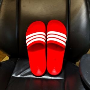 Adidas slips